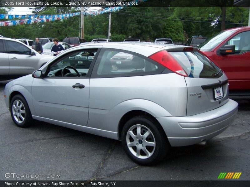 Liquid Grey Metallic / Charcoal/Charcoal 2005 Ford Focus ZX3 SE Coupe