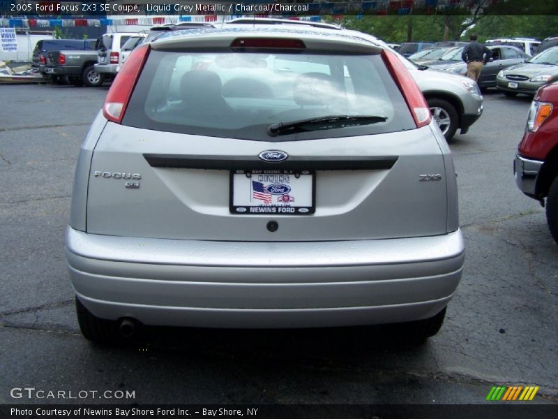 Liquid Grey Metallic / Charcoal/Charcoal 2005 Ford Focus ZX3 SE Coupe