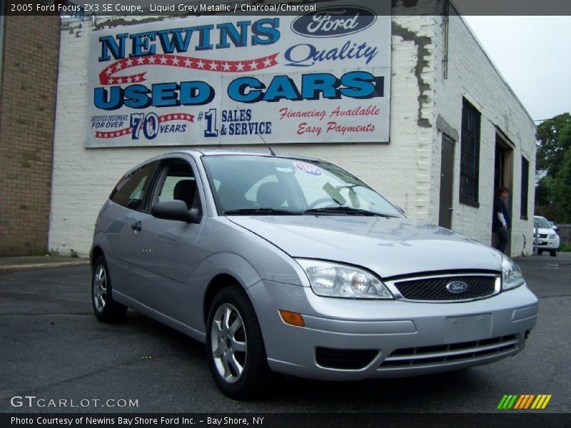 Liquid Grey Metallic / Charcoal/Charcoal 2005 Ford Focus ZX3 SE Coupe