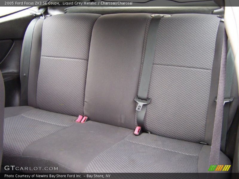 Liquid Grey Metallic / Charcoal/Charcoal 2005 Ford Focus ZX3 SE Coupe