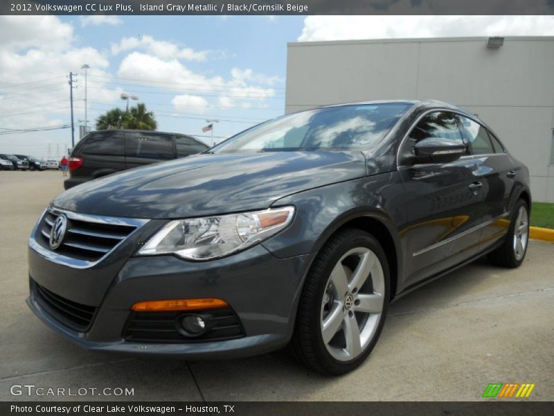 Front 3/4 View of 2012 CC Lux Plus