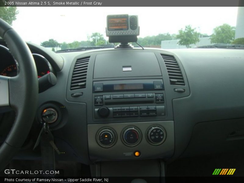 Smoke Metallic / Frost Gray 2005 Nissan Altima 2.5 S