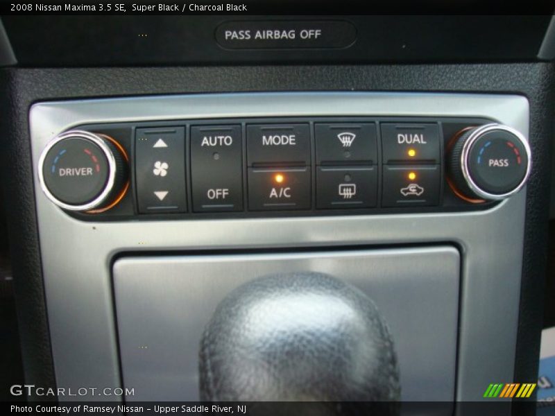 Super Black / Charcoal Black 2008 Nissan Maxima 3.5 SE