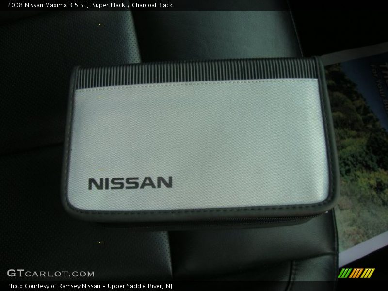 Super Black / Charcoal Black 2008 Nissan Maxima 3.5 SE