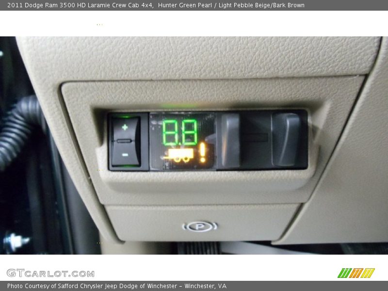 Hunter Green Pearl / Light Pebble Beige/Bark Brown 2011 Dodge Ram 3500 HD Laramie Crew Cab 4x4