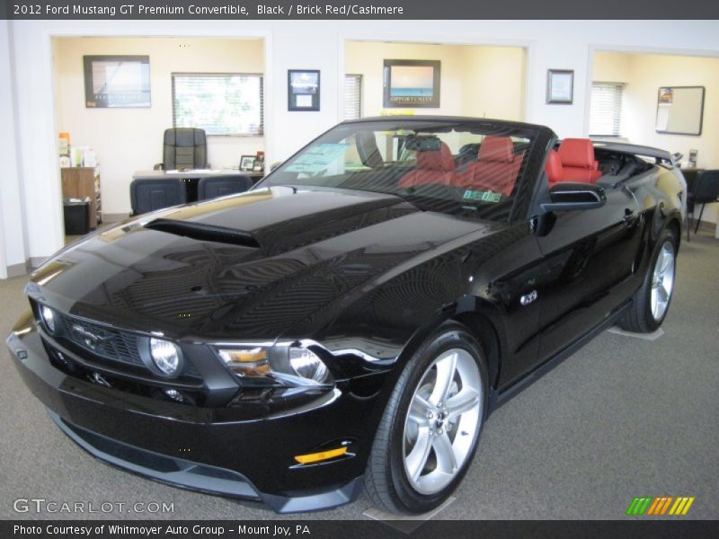 Front 3/4 View of 2012 Mustang GT Premium Convertible