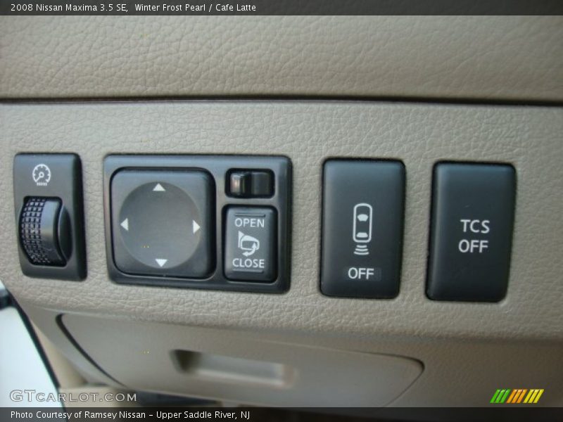 Winter Frost Pearl / Cafe Latte 2008 Nissan Maxima 3.5 SE