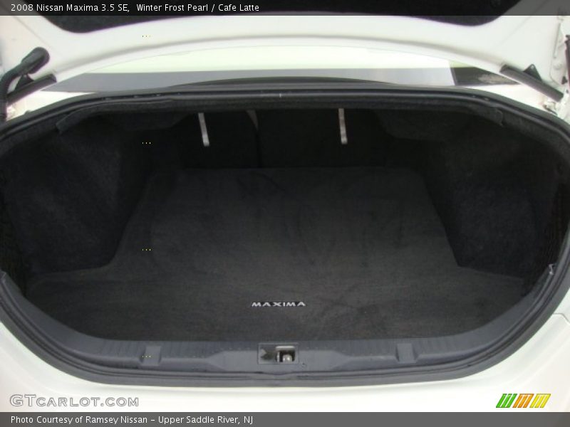 Winter Frost Pearl / Cafe Latte 2008 Nissan Maxima 3.5 SE