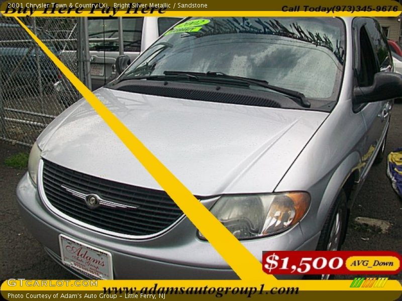 Bright Silver Metallic / Sandstone 2001 Chrysler Town & Country LXi