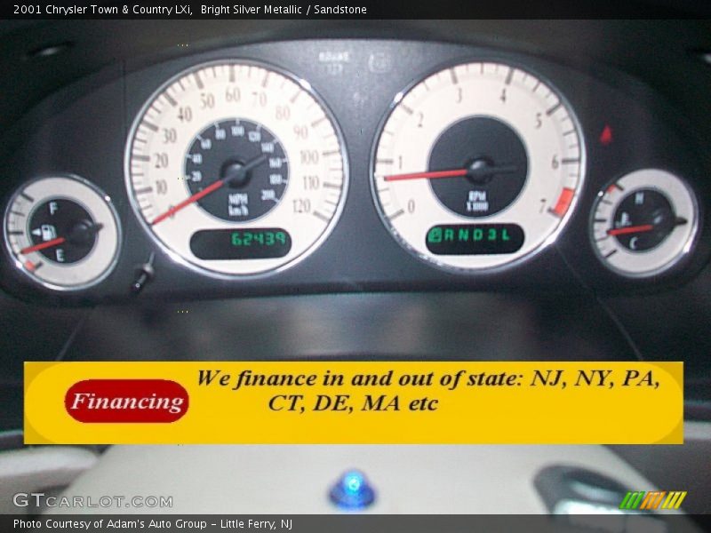 Bright Silver Metallic / Sandstone 2001 Chrysler Town & Country LXi
