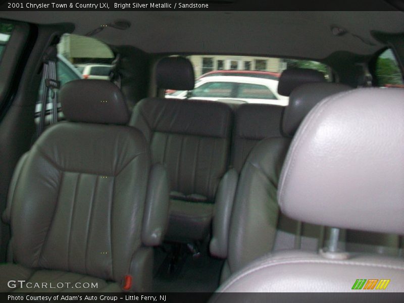 Bright Silver Metallic / Sandstone 2001 Chrysler Town & Country LXi