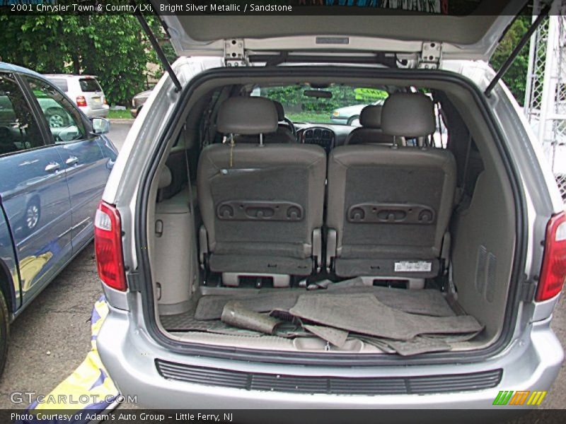 Bright Silver Metallic / Sandstone 2001 Chrysler Town & Country LXi