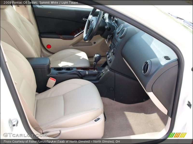 Summit White / Light Taupe 2009 Pontiac G6 Sedan