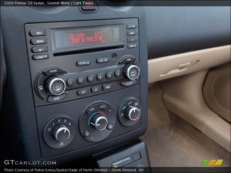 Summit White / Light Taupe 2009 Pontiac G6 Sedan