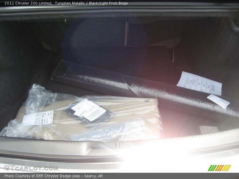 Tungsten Metallic / Black/Light Frost Beige 2011 Chrysler 300 Limited