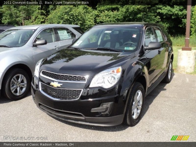Black / Light Titanium/Jet Black 2011 Chevrolet Equinox LS