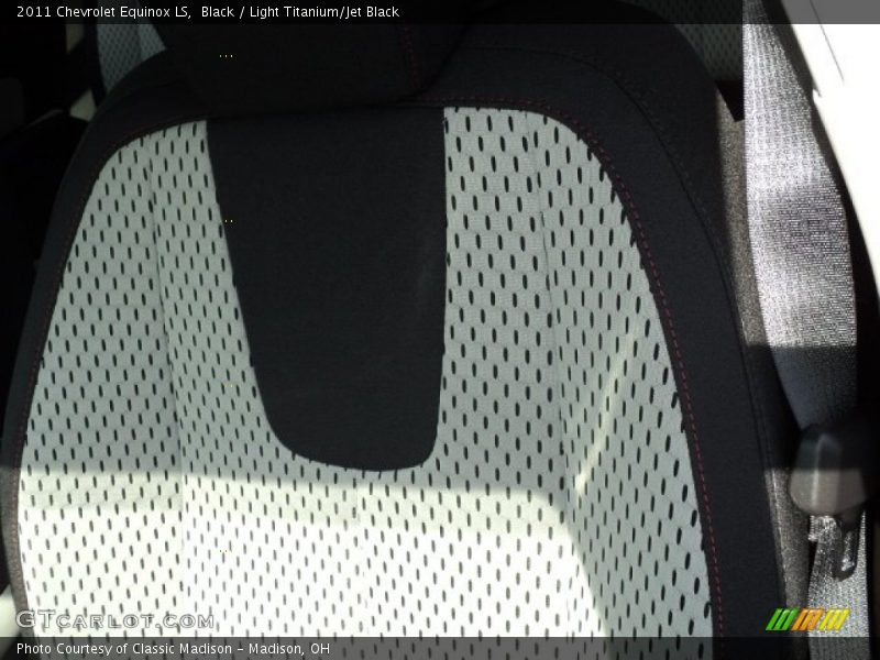 Black / Light Titanium/Jet Black 2011 Chevrolet Equinox LS