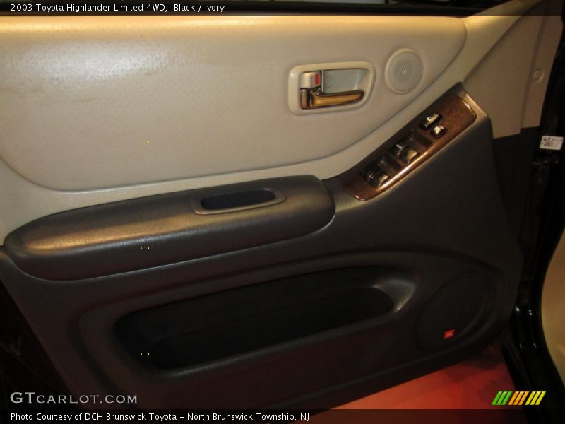 Black / Ivory 2003 Toyota Highlander Limited 4WD