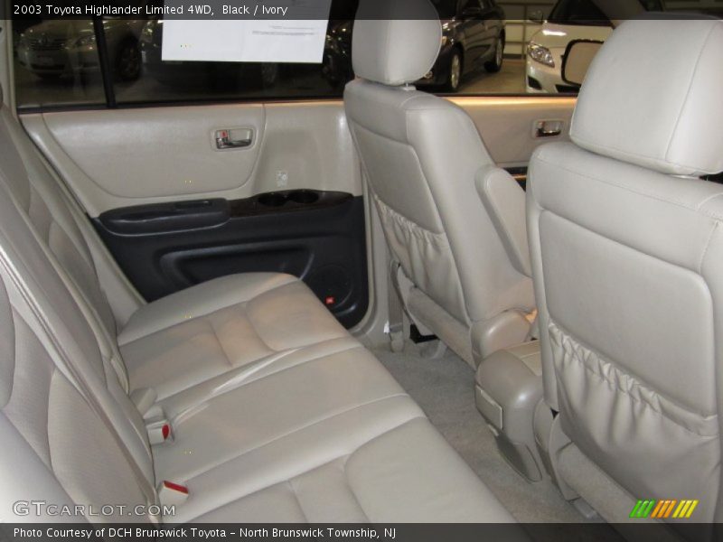 Black / Ivory 2003 Toyota Highlander Limited 4WD