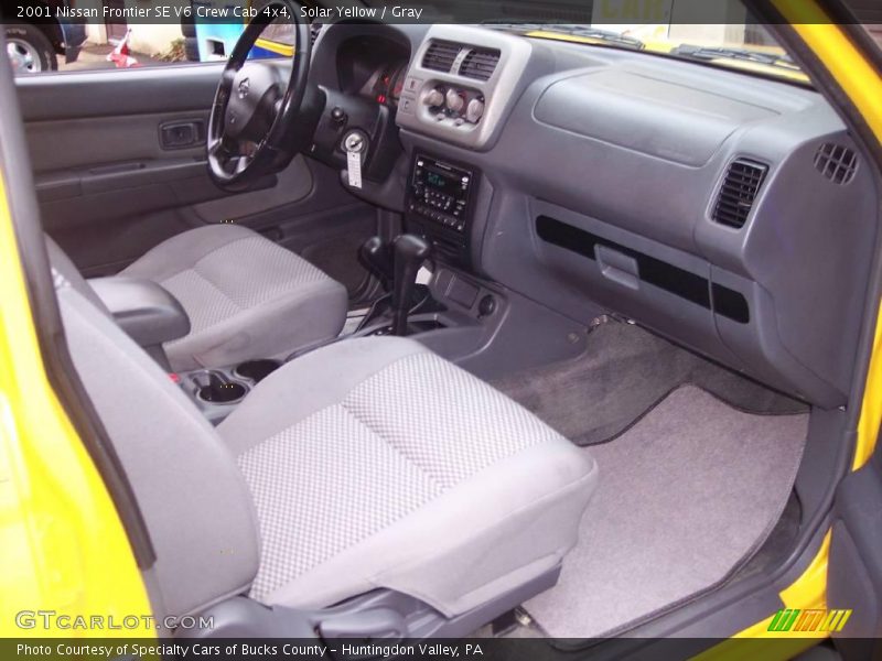 Solar Yellow / Gray 2001 Nissan Frontier SE V6 Crew Cab 4x4