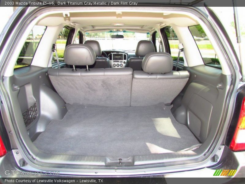  2003 Tribute ES-V6 Trunk