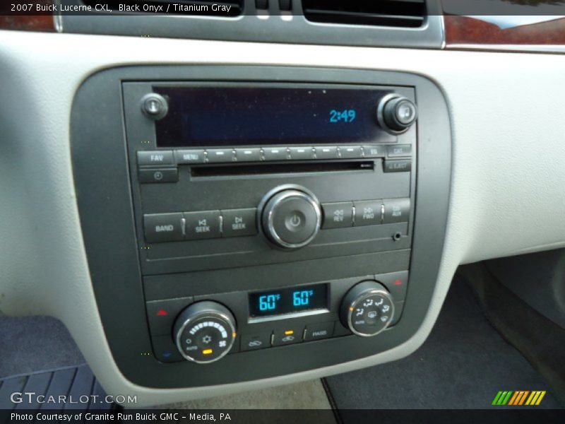 Black Onyx / Titanium Gray 2007 Buick Lucerne CXL