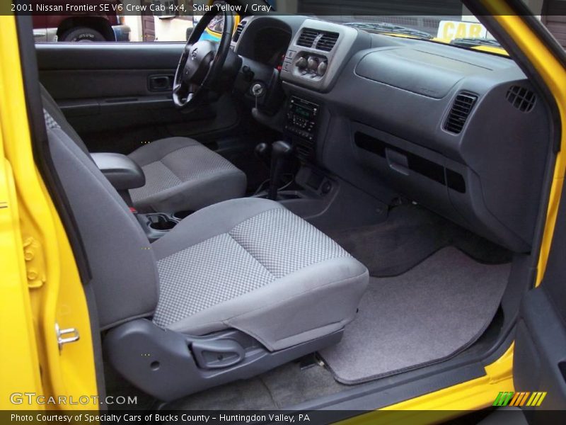 Solar Yellow / Gray 2001 Nissan Frontier SE V6 Crew Cab 4x4