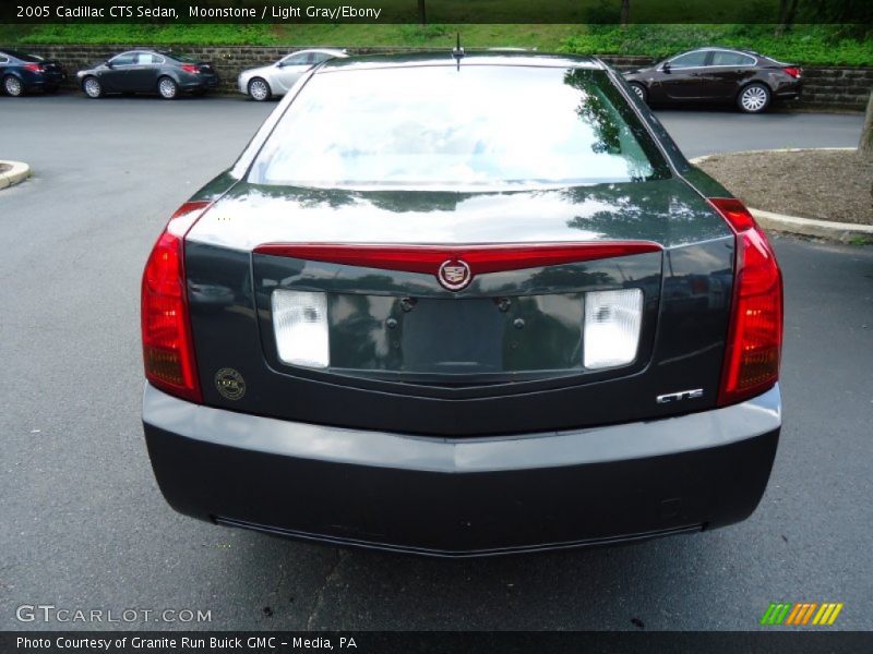 Moonstone / Light Gray/Ebony 2005 Cadillac CTS Sedan