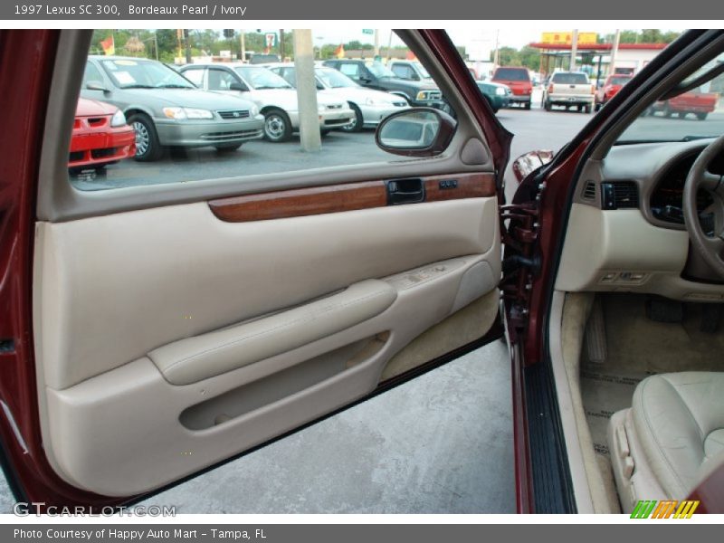 Door Panel of 1997 SC 300