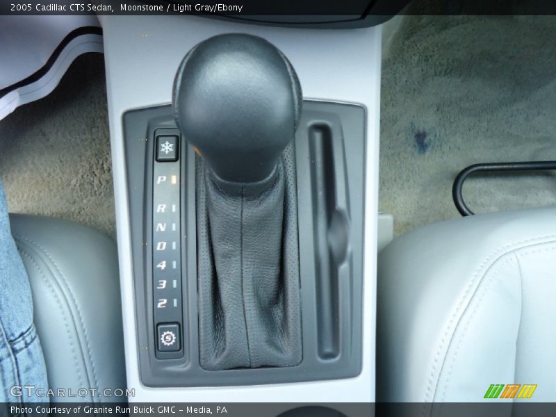 Moonstone / Light Gray/Ebony 2005 Cadillac CTS Sedan