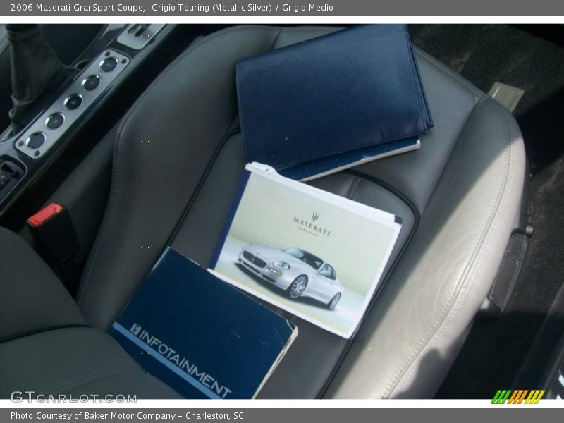 Grigio Touring (Metallic Silver) / Grigio Medio 2006 Maserati GranSport Coupe