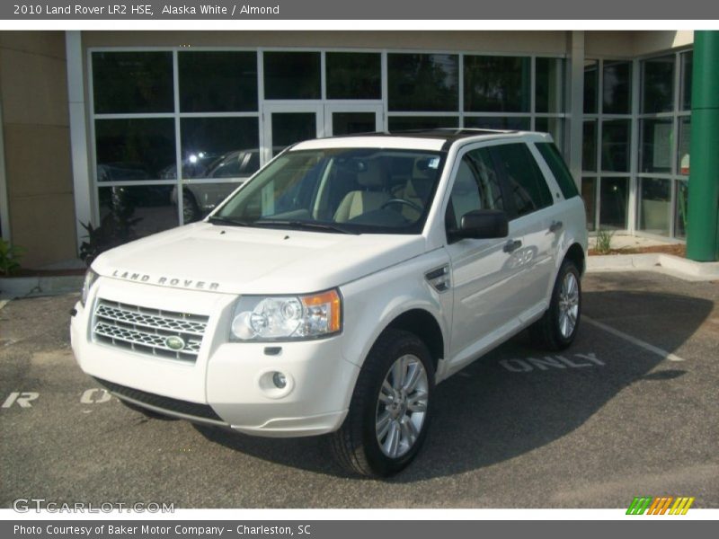 Alaska White / Almond 2010 Land Rover LR2 HSE