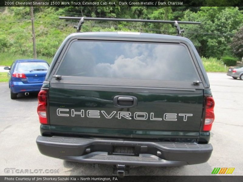 Dark Green Metallic / Dark Charcoal 2006 Chevrolet Silverado 1500 Work Truck Extended Cab 4x4