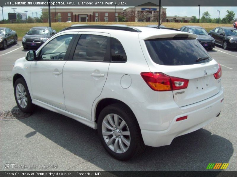 Diamond White Pearl / Black 2011 Mitsubishi Outlander Sport SE 4WD