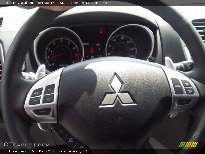 Diamond White Pearl / Black 2011 Mitsubishi Outlander Sport SE 4WD