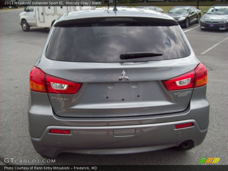 Mercury Gray / Black 2011 Mitsubishi Outlander Sport ES