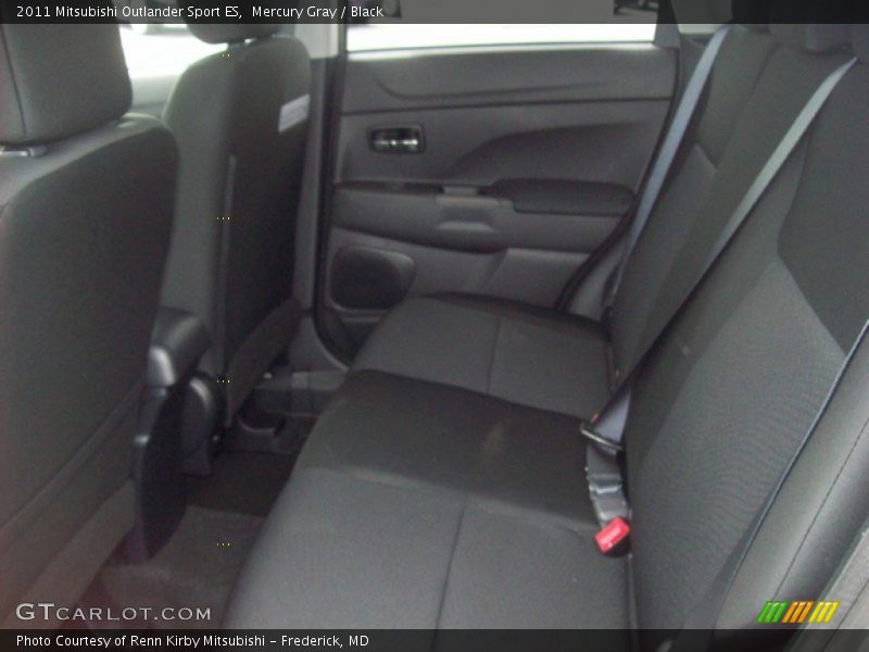 Mercury Gray / Black 2011 Mitsubishi Outlander Sport ES