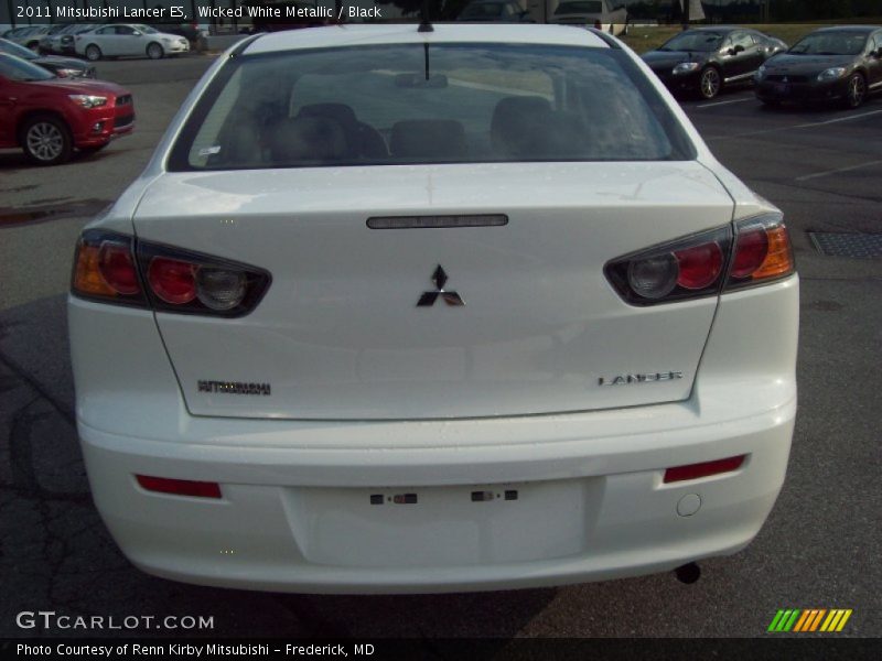 Wicked White Metallic / Black 2011 Mitsubishi Lancer ES