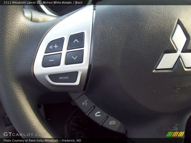 Wicked White Metallic / Black 2011 Mitsubishi Lancer ES
