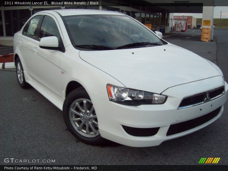 Wicked White Metallic / Black 2011 Mitsubishi Lancer ES