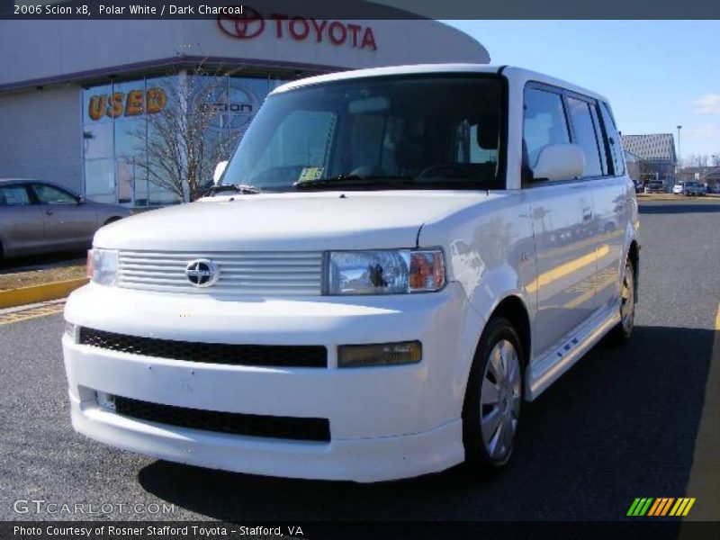 Polar White / Dark Charcoal 2006 Scion xB