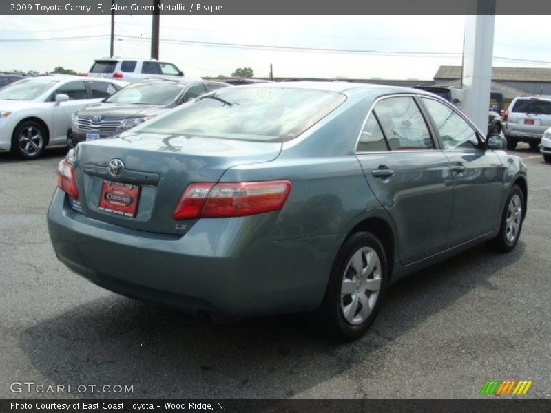 Aloe Green Metallic / Bisque 2009 Toyota Camry LE