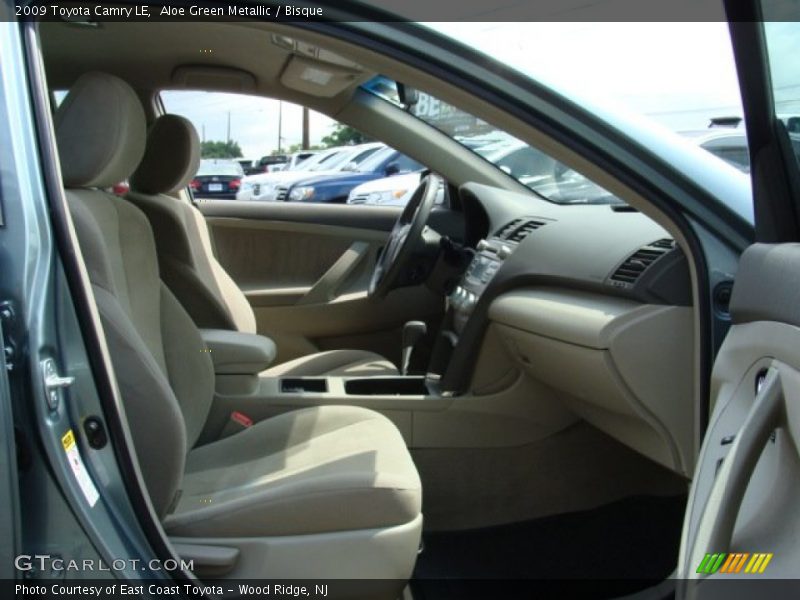 Aloe Green Metallic / Bisque 2009 Toyota Camry LE