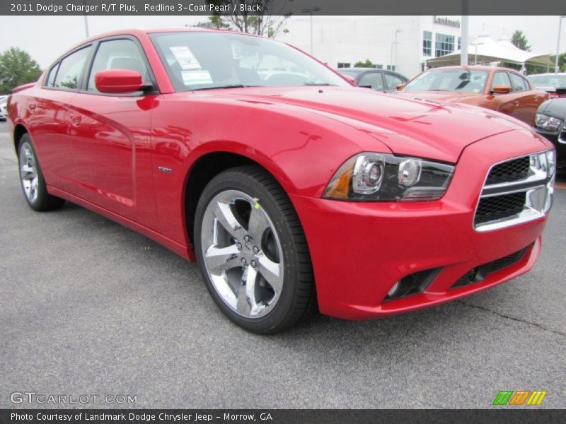 Front 3/4 View of 2011 Charger R/T Plus