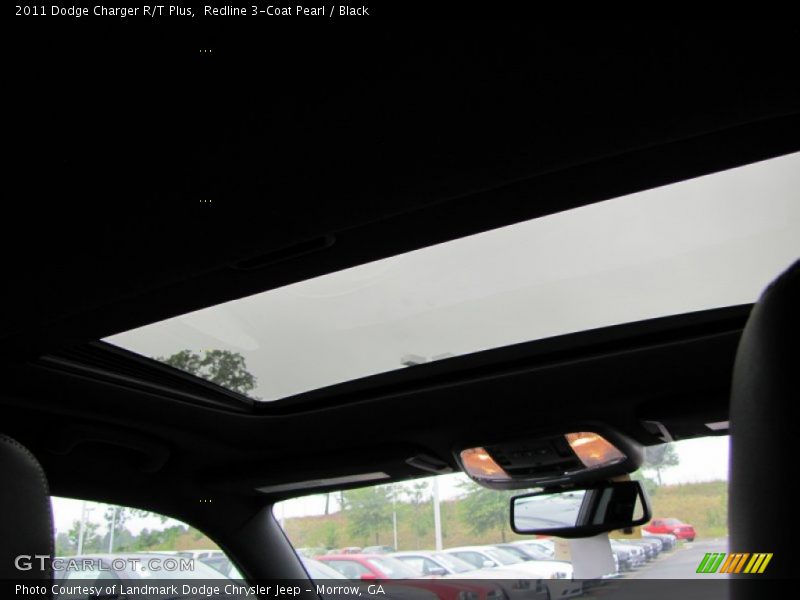 Sunroof of 2011 Charger R/T Plus