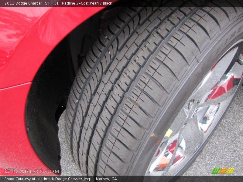 Redline 3-Coat Pearl / Black 2011 Dodge Charger R/T Plus