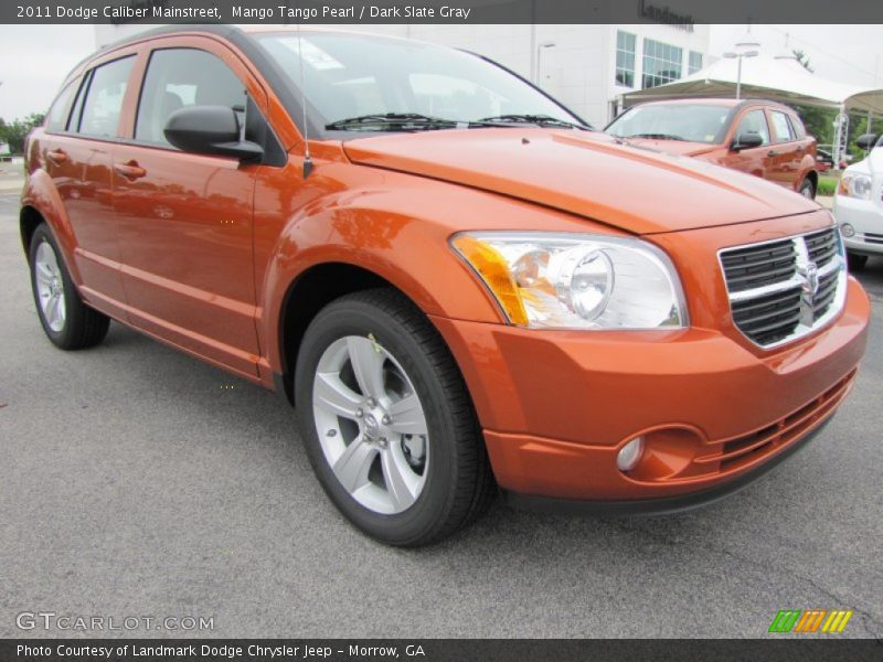 Mango Tango Pearl / Dark Slate Gray 2011 Dodge Caliber Mainstreet