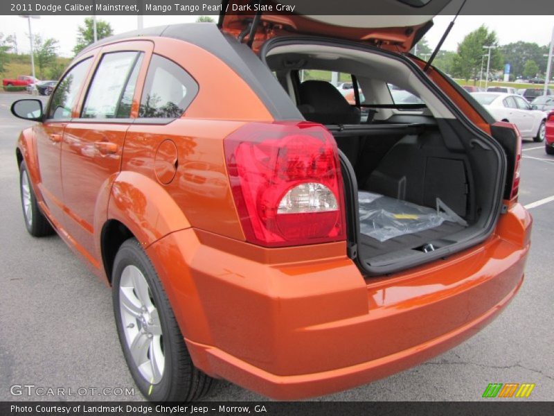 Mango Tango Pearl / Dark Slate Gray 2011 Dodge Caliber Mainstreet
