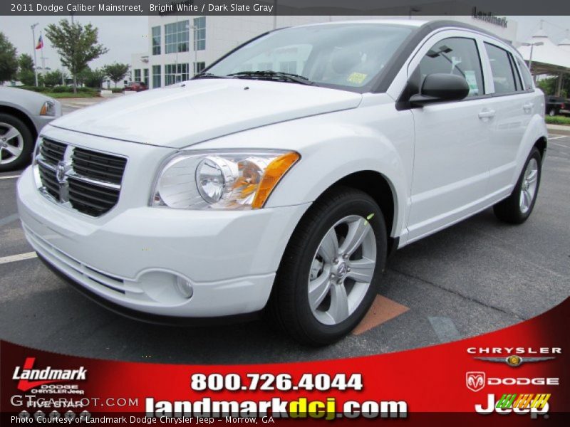 Bright White / Dark Slate Gray 2011 Dodge Caliber Mainstreet