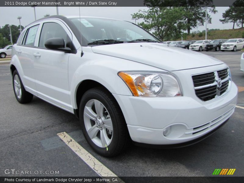 Bright White / Dark Slate Gray 2011 Dodge Caliber Mainstreet
